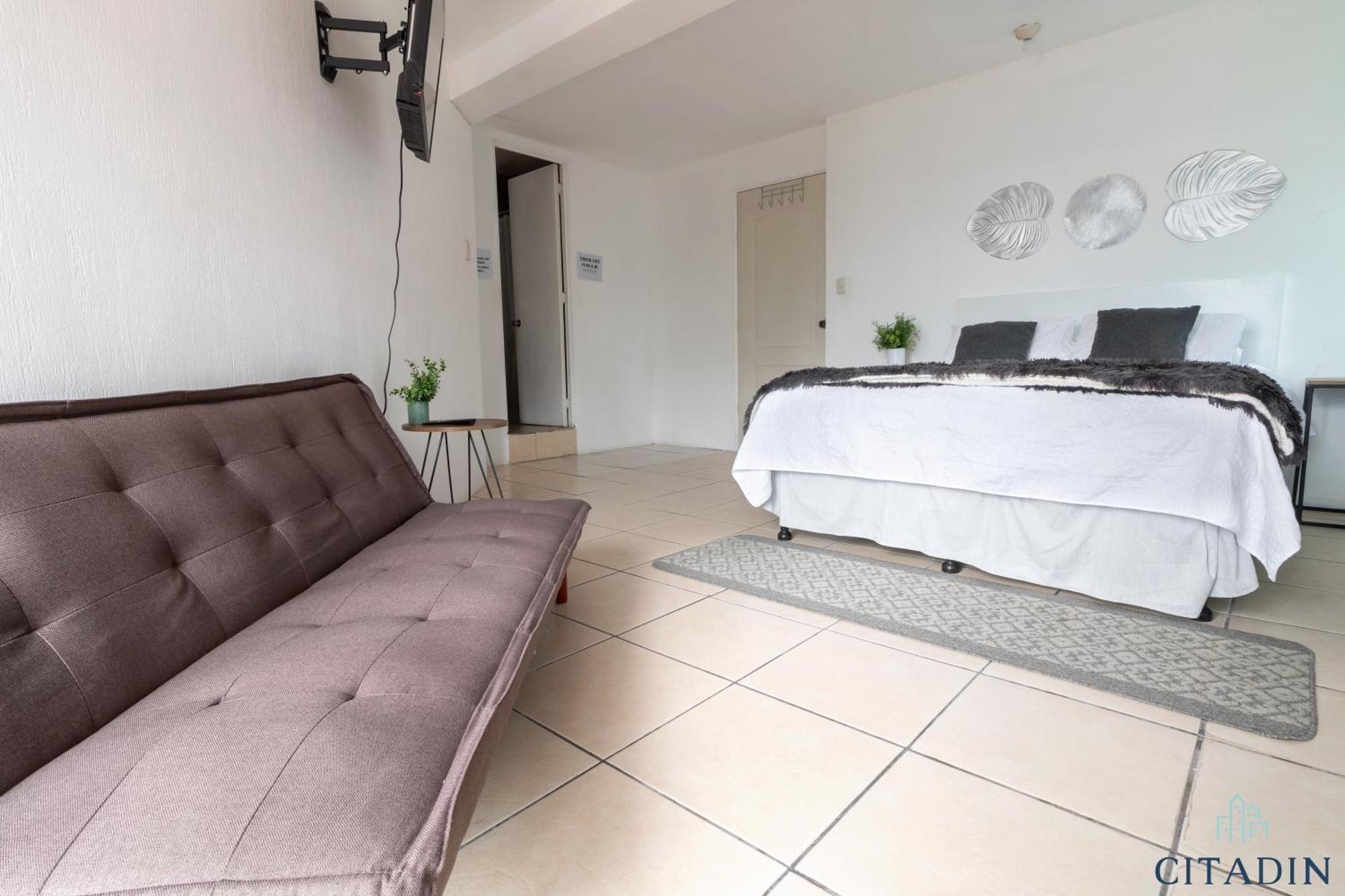 Hotel Citadin Zona 4 2*