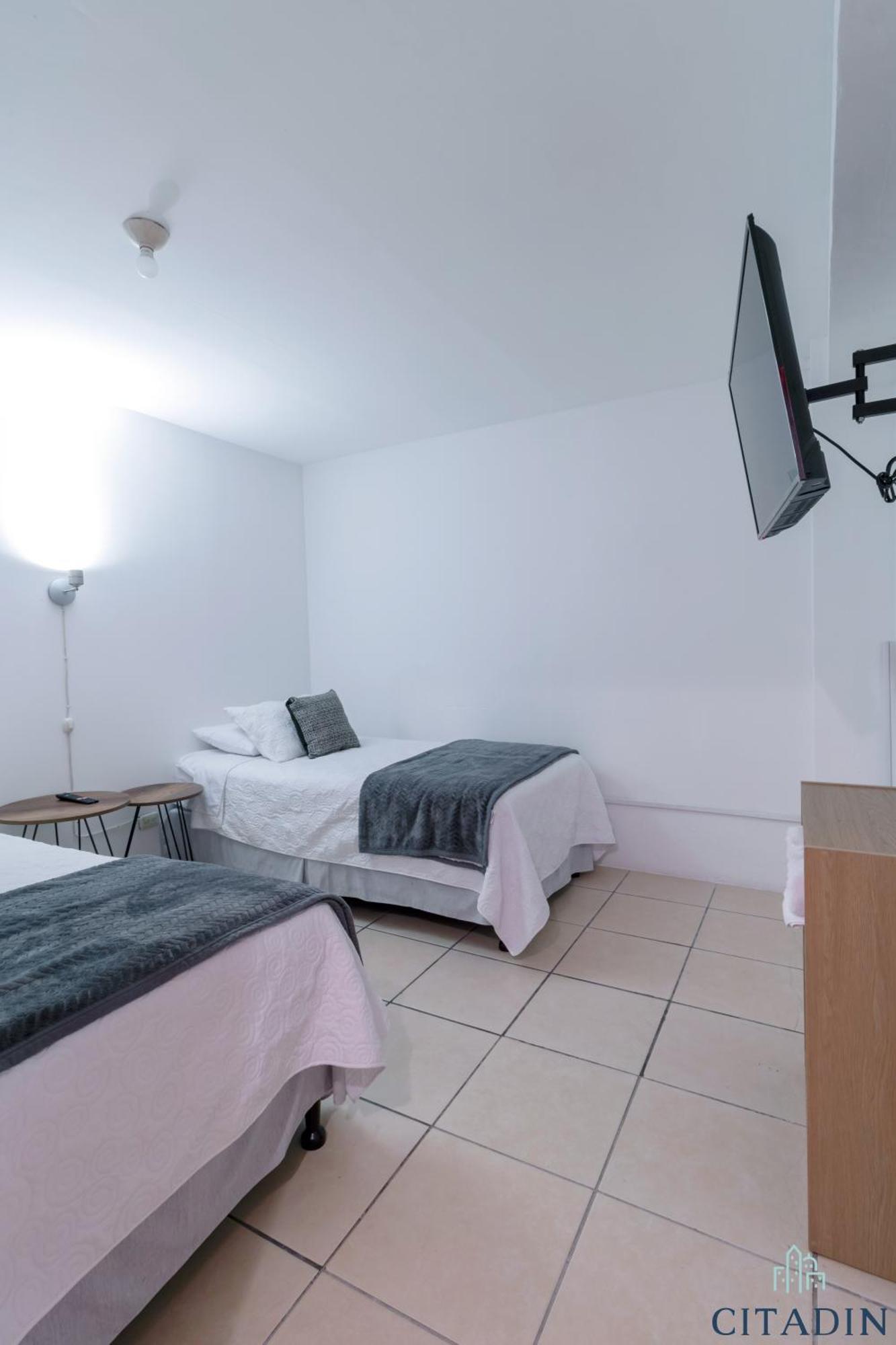 Hotel Citadin Zona 4