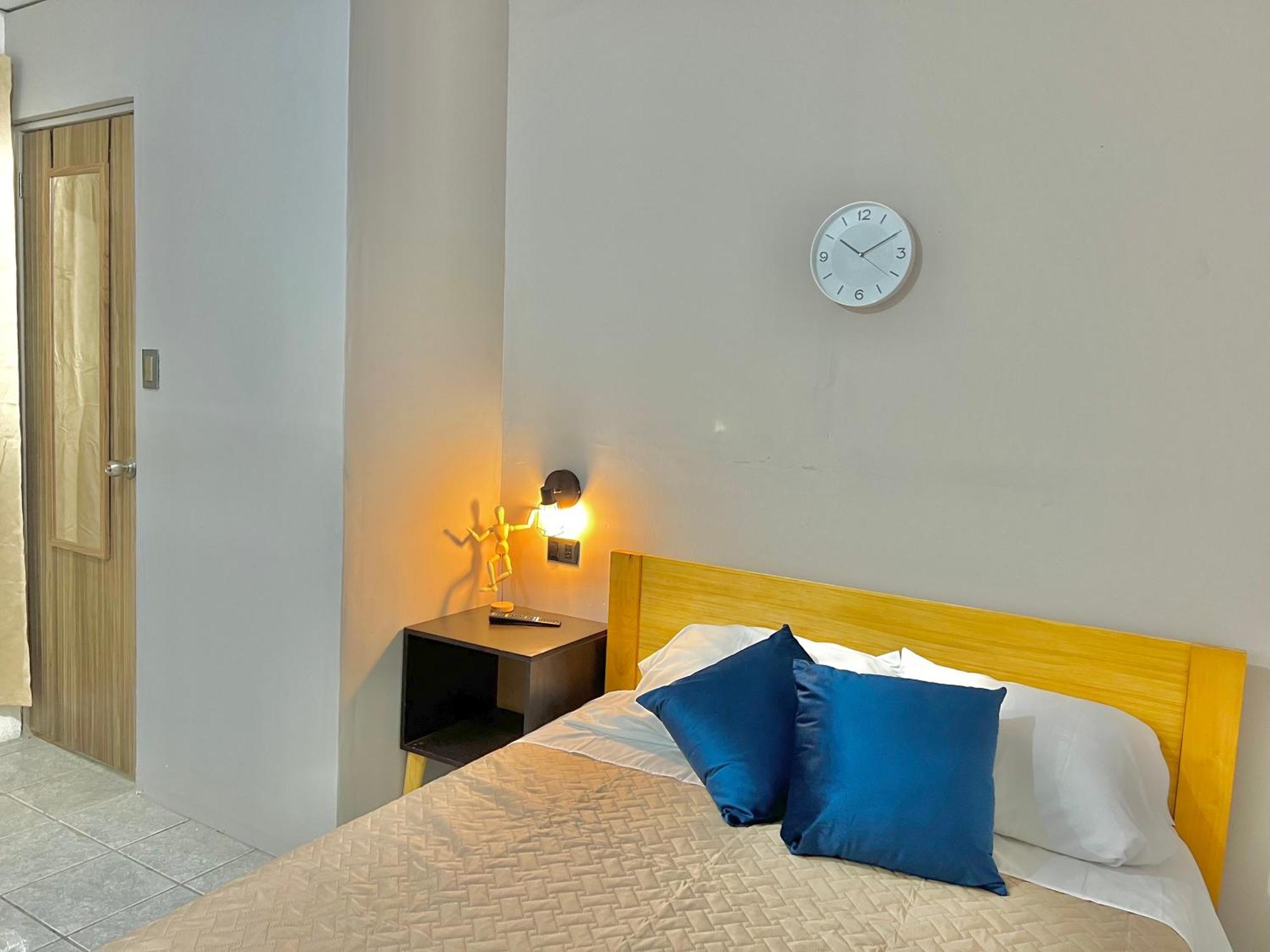 Hotel Citadin Zona 4 2*